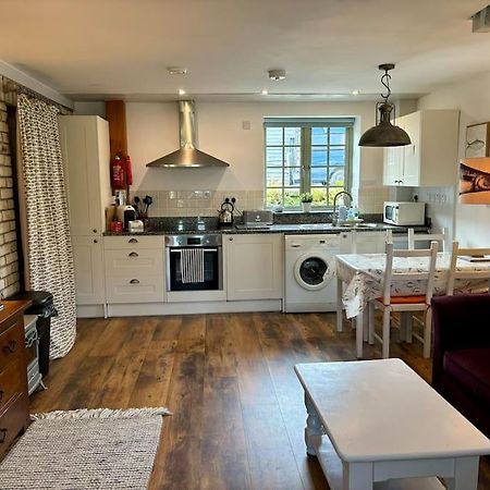 Little Bream - Pretty Cosy Cottage, Sea Views, Walk To The Beach Mawnan Smith Exteriér fotografie