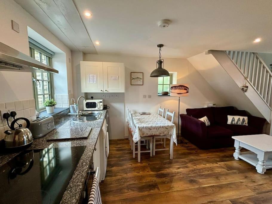 Little Bream - Pretty Cosy Cottage, Sea Views, Walk To The Beach Mawnan Smith Exteriér fotografie