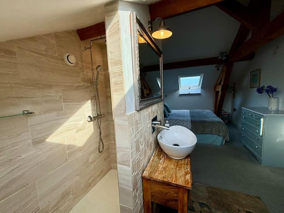 Little Bream - Pretty Cosy Cottage, Sea Views, Walk To The Beach Mawnan Smith Exteriér fotografie